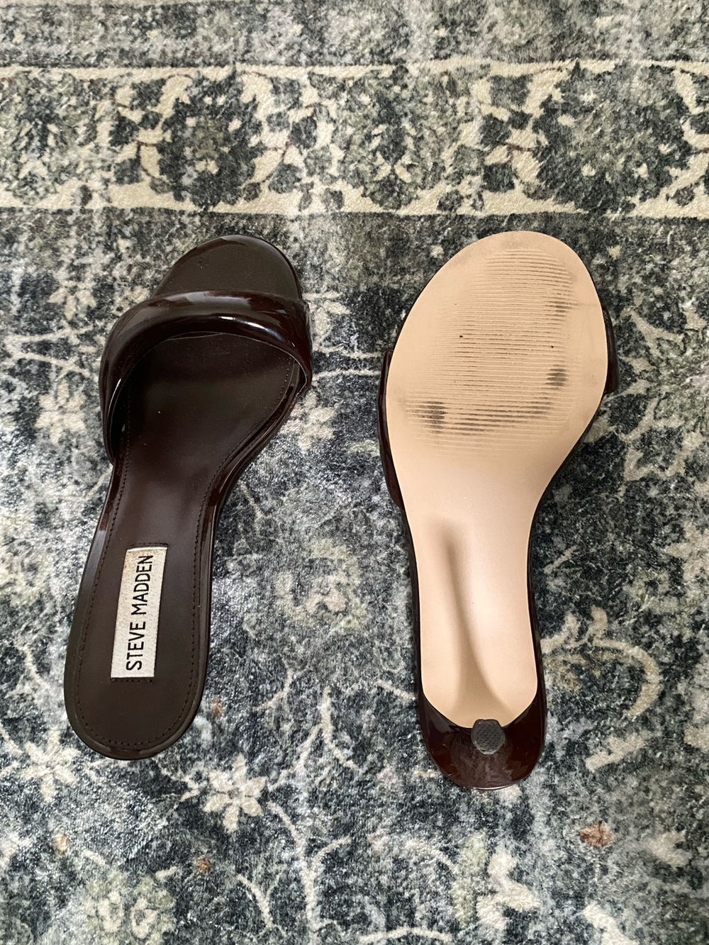 Steve Madden women’s chocolate brown glossy heeled sandals 7.5 - Picture 3 of 6